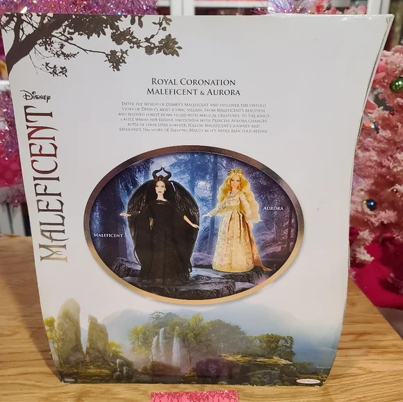 NEW! 2014 ROYAL CORONATION MALEFICENT & AURORA JAKKS PACIFIC DOLLS!